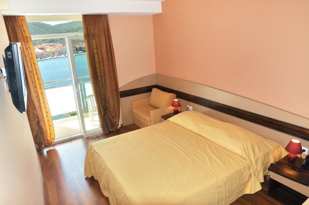 Hotel Posejdon Vela Luka Buitenkant foto