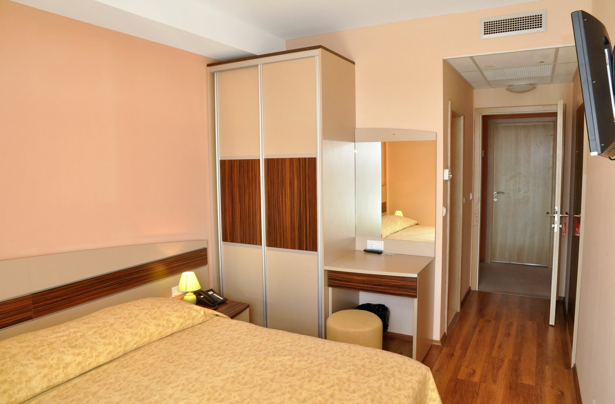 Hotel Posejdon Vela Luka Buitenkant foto